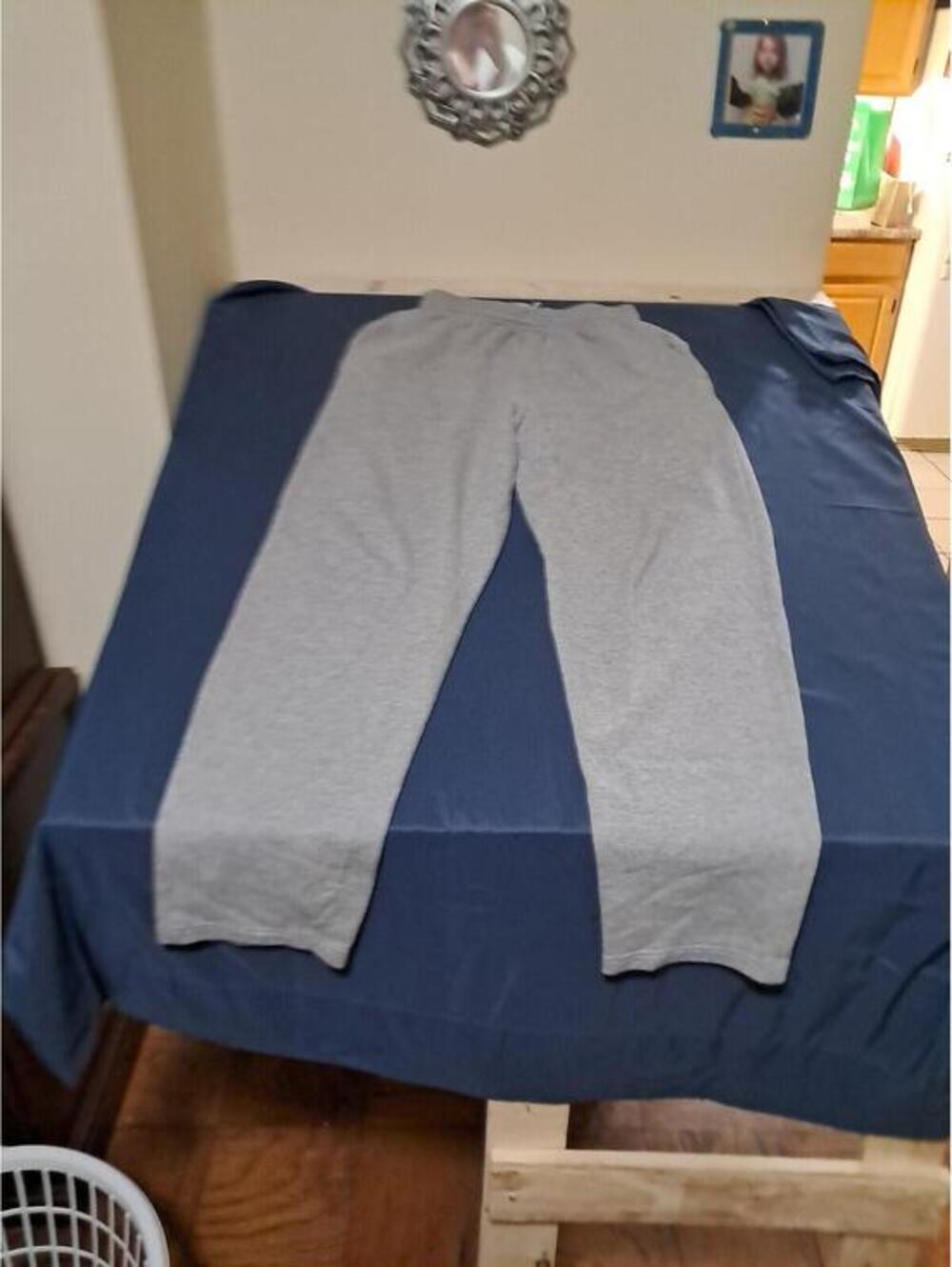 Port and Company Men'sgrey Sweat Pants‎ Size Medium